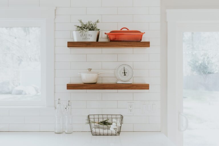 3 Tips for More Space: Wall Organizers for Your Laundry Room