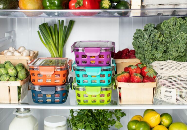 7 Helpful Tips to Keep Your Fridge and Freezer Organized 