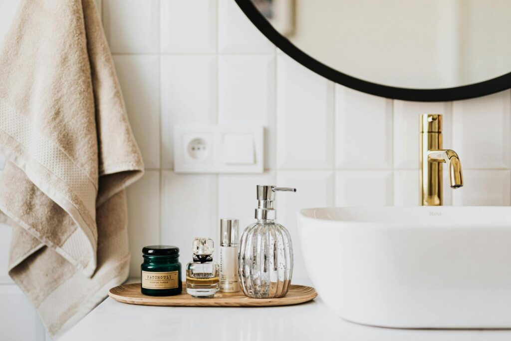 organized bathroom accessories without trash