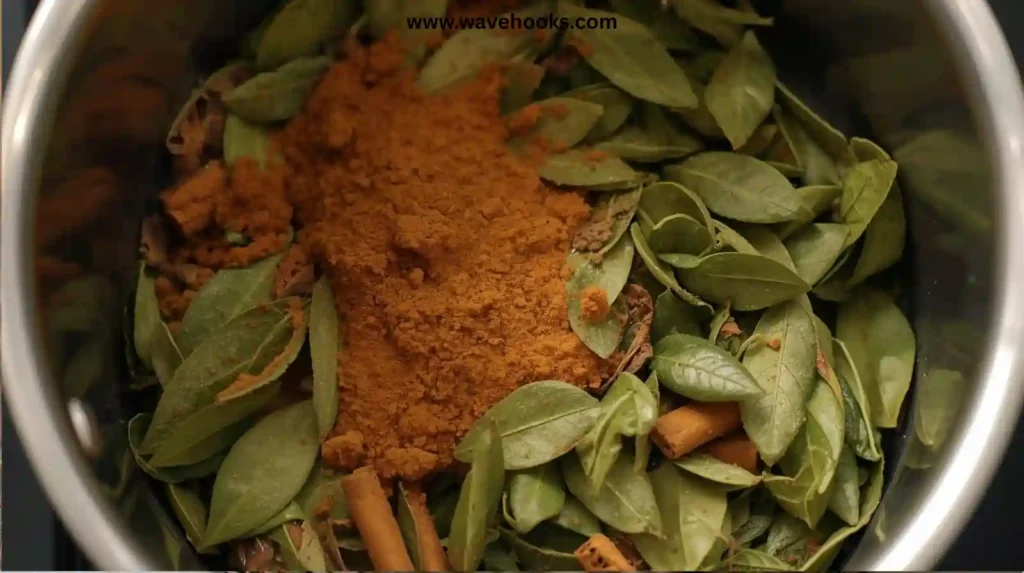 Combine Cinnamon with Bay Leaves